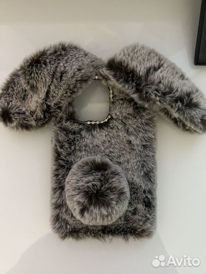 Чехол на iPhone 13