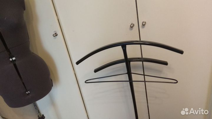 Стойки вешало напольное для одежды костюма