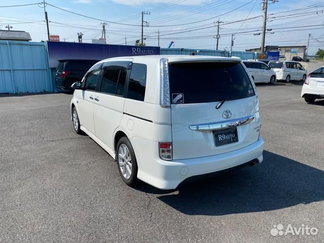 Toyota Isis 1.8 CVT, 2015, 46 500 км