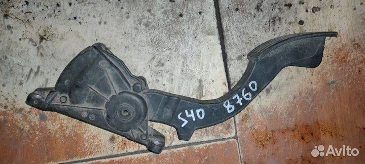 Педаль газа Volvo S40 2 2004-2012