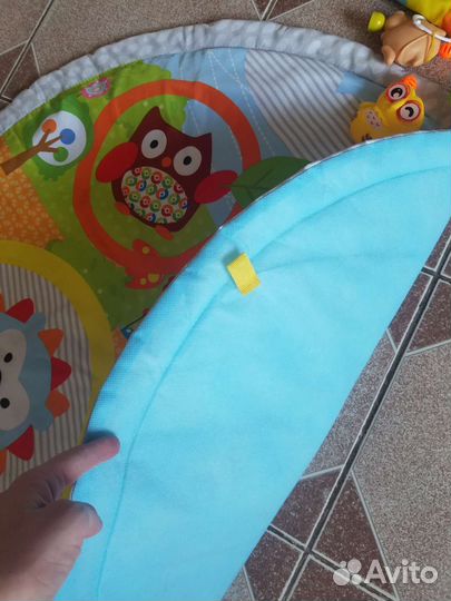 Развивающий коврик