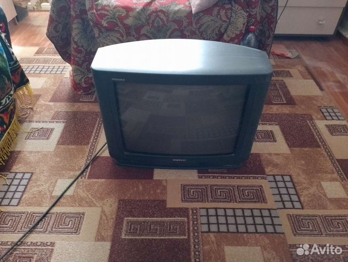 Телевизор samsung