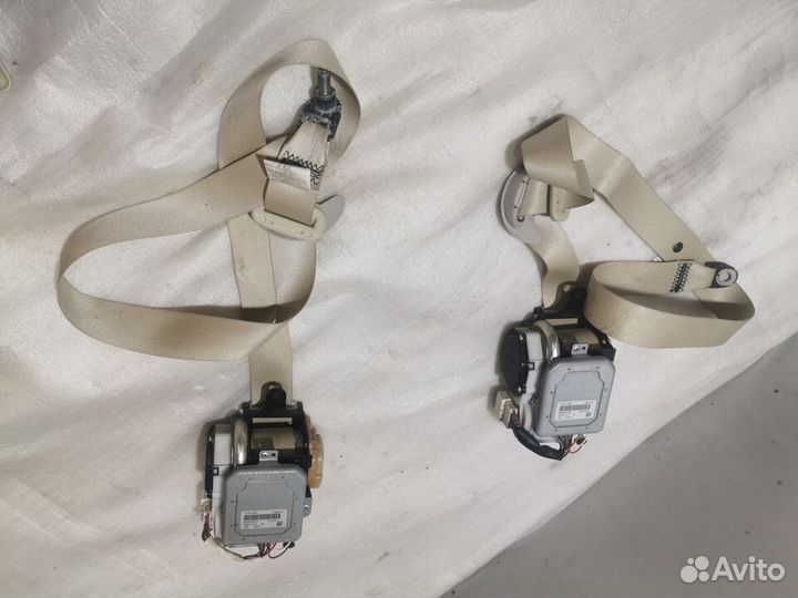 Ремень безопасности стреляный Infiniti M37,Y51