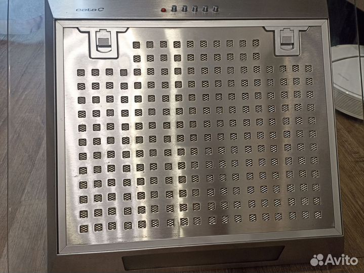 Вытяжка для кухни 60 см наклонная