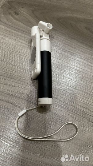 Селфи-палка с зеркалом и кнопкой