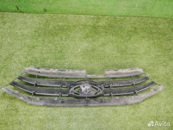 Решетка радиатора LADA Vesta (2015-н.в.)