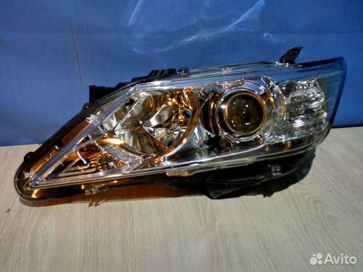 Фара левая Toyota Camry 7 XV50 (2011-нв) ксенон