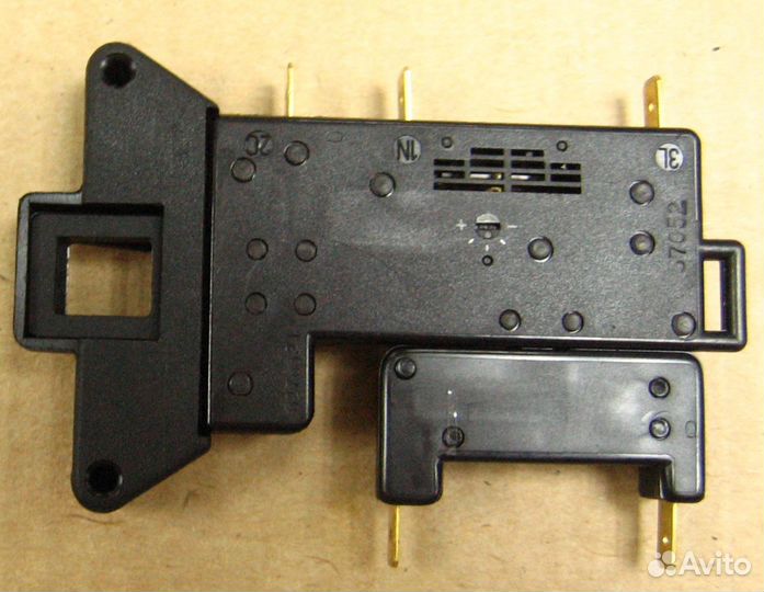 Замок люка / устройство блокировки для стиральн