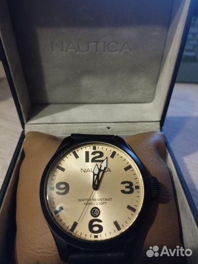 Часы nautica
