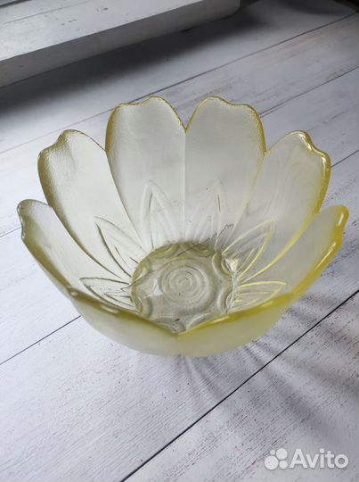 Конфетница/салатница цветное стекло