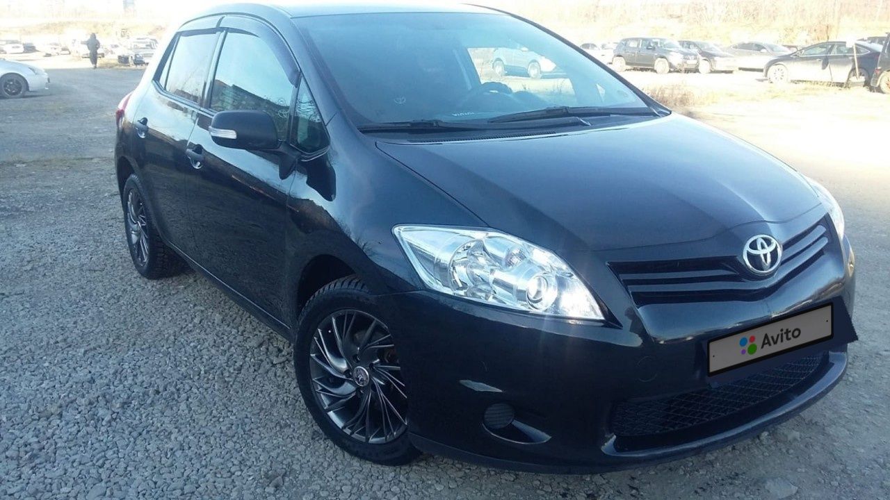 Toyota Auris: фото владельца