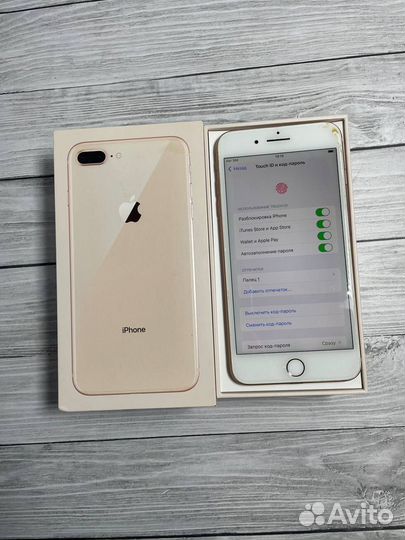 iPhone 8 Plus, 64 ГБ