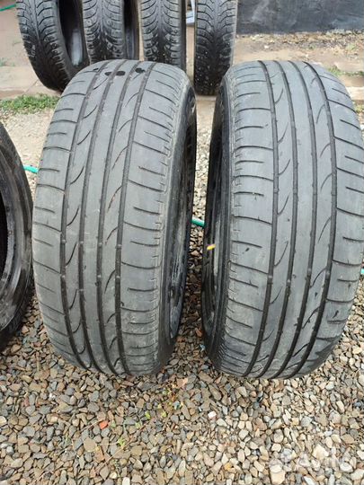 Bridgestone Dueler H/P Sport 215/65 R16