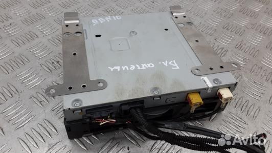 Усилитель антенны audi A8 D3 (9BN10W801)