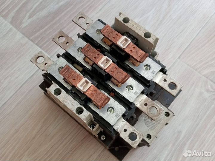 Контактор Siemens