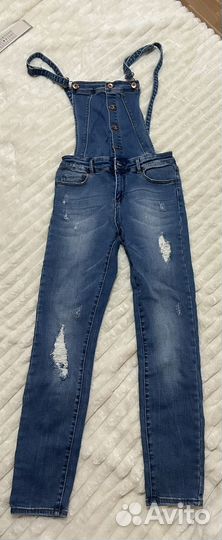 Комбинезон джинсовый Stradivarius