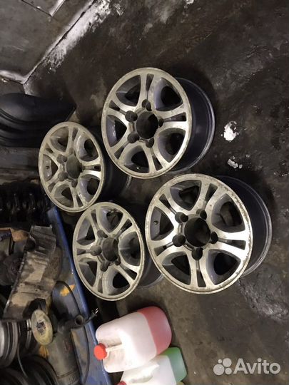 Диски литые на R16