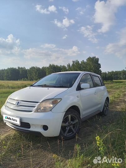 Toyota Ist 1.3 AT, 2003, 251 000 км