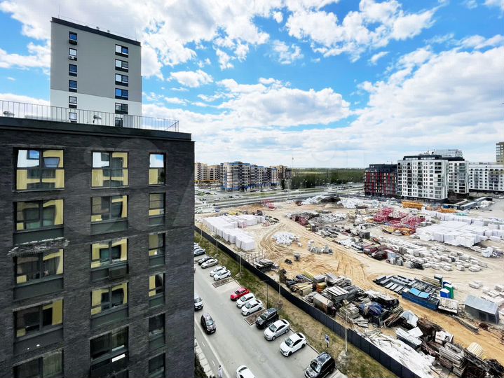 2-к. квартира, 66,7 м², 8/16 эт.