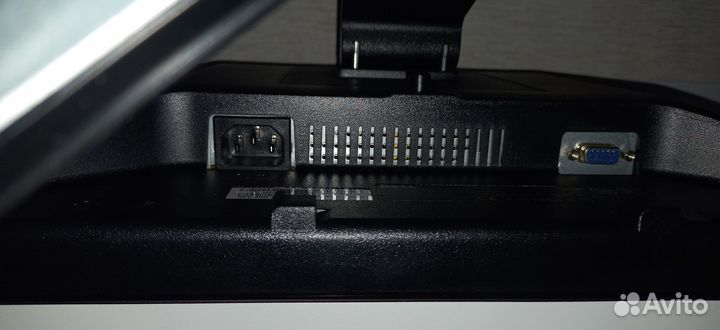Монитор ЖК 17 дюймов Dell E170Sc