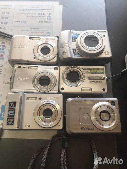Компактный фотоаппарат