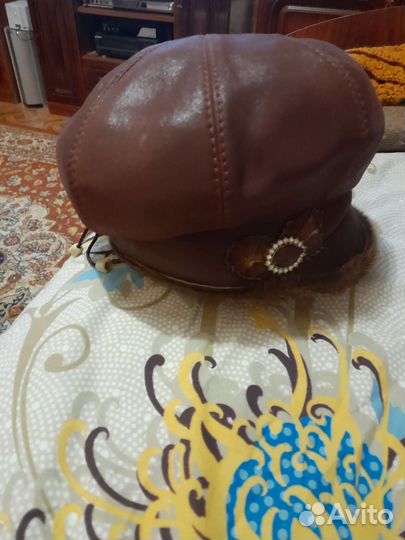 Кепка кожаная женская р.58