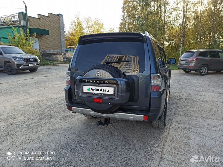 Mitsubishi Pajero 3.2 AT, 2008, 336 000 км