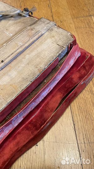 Старинные иконы