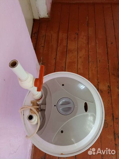 Электрический водонагреватель