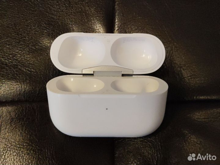 Кейс Air Pods Pro A2190 футляр гарнитуры
