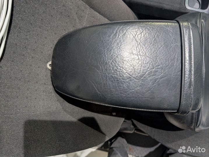 Сиденье vtx1800c (f)