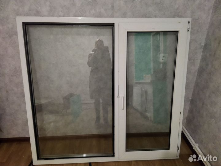 Пластиковая дверь