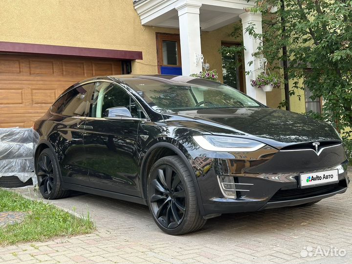 Tesla Model X 329 л.с. AT, 2016, 210 000 км