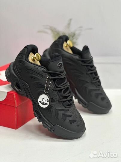 Кроссовки Nike Air Max Tn Plus