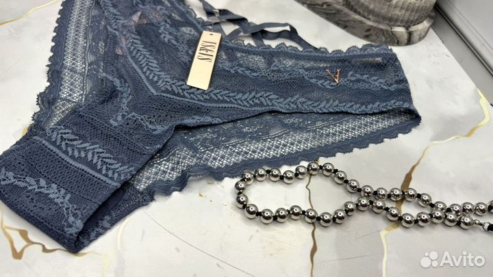 Victoria secret трусы новые кружево 42-44