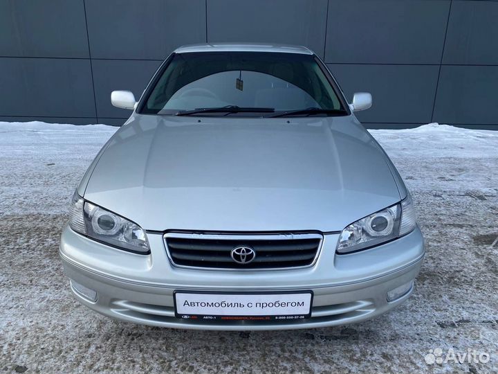 Toyota Camry 2.2 AT, 1999, 350 000 км