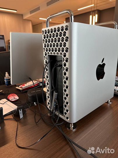 Настольный пк Mac Pro