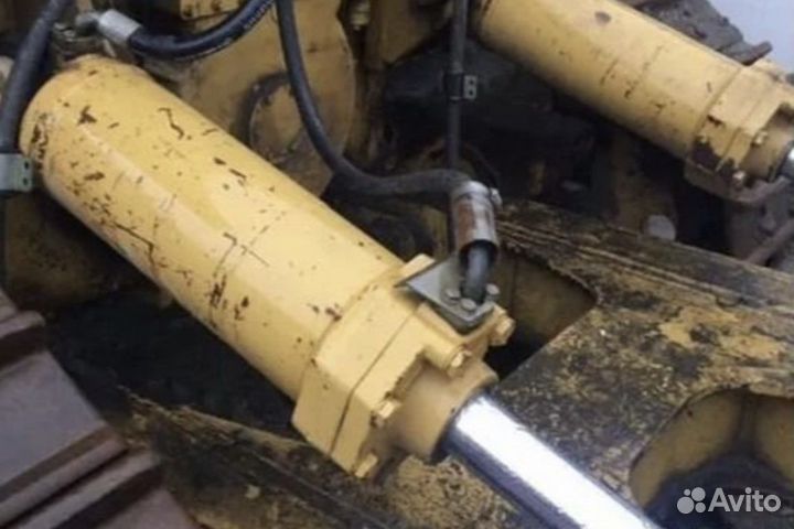Гидроцилиндр подъма отвала cat d9r 165-8633