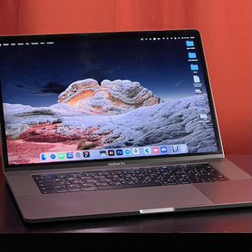 Macbook Pro 15 2016 — i7, 16gb, 512gb, RX 460