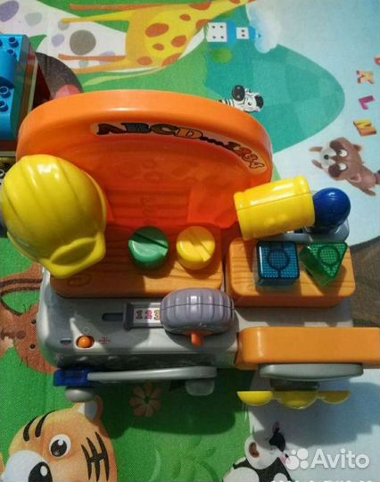 Музыкальный станок плотника Chicco