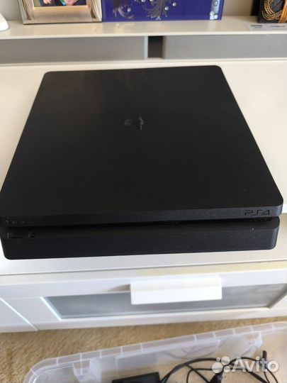 Sony ps4 slim 1tb+vr шлем