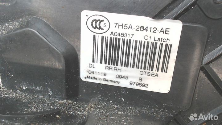 Замок двери правый задний Land Rover Range Rover Evoque