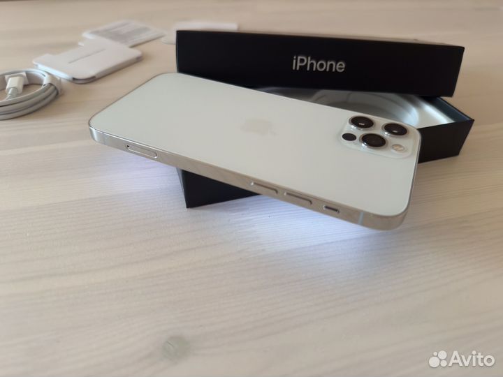 iPhone 12 Pro, 256 ГБ