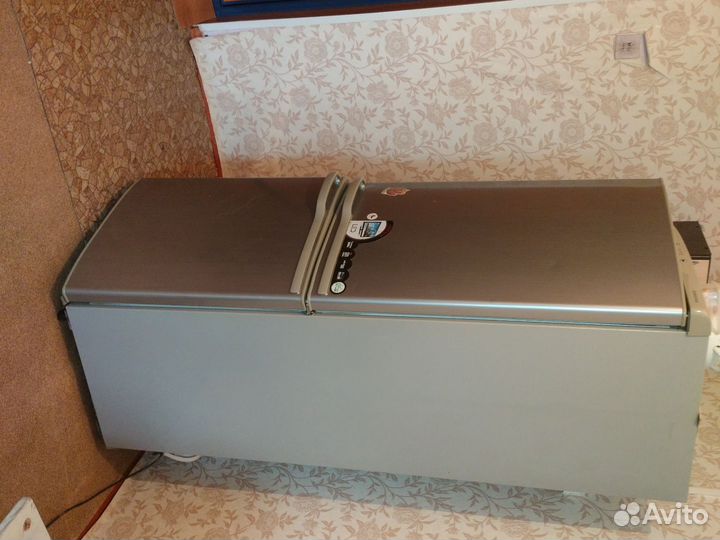 Холодильник Samsung