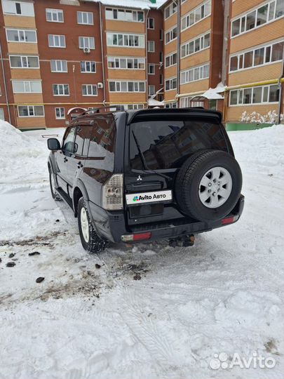 Mitsubishi Pajero 3.2 AT, 2006, 251 334 км