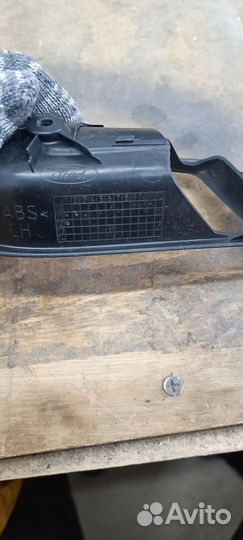 Накладка внутренней ручки двери зл ford mondeo 4