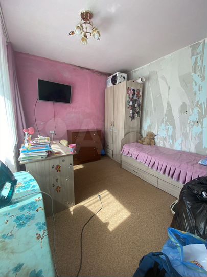 4-к. квартира, 58 м², 1/2 эт.