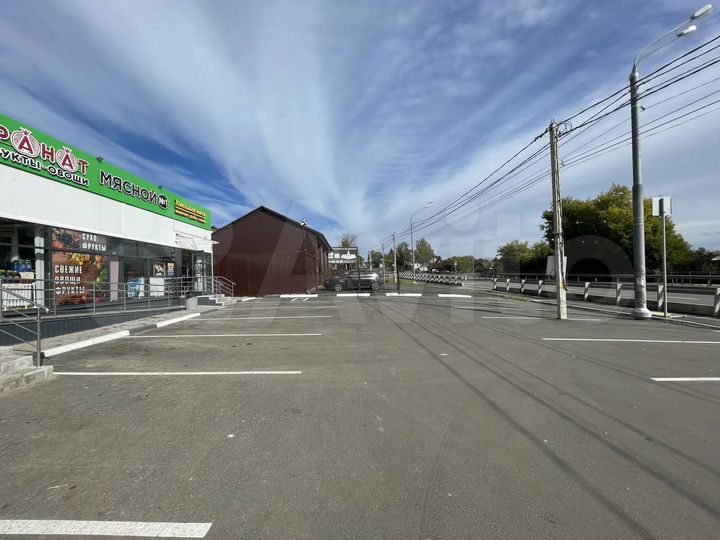 Здание, 840 м² с арендаторами