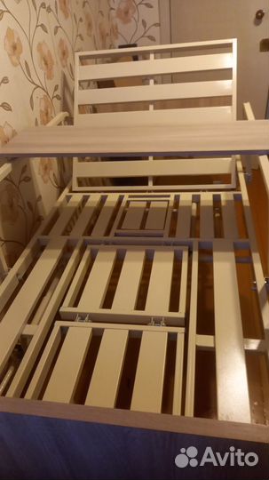 Кровать для лежачих с механическим подъемом