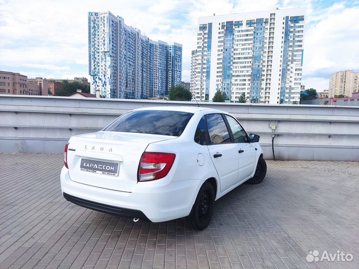 LADA Granta 1.6 МТ, 2019, 28 000 км